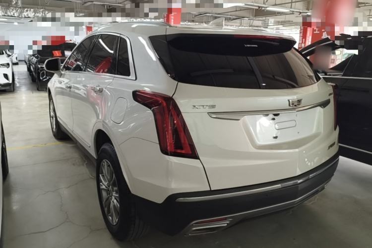 Used Cadillac XT5 2021 28T Luxury Model Rear Left 45 Deg