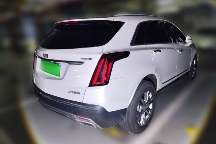 Used Cadillac XT5 2021 28T Luxury Model Rear Right 45 Deg