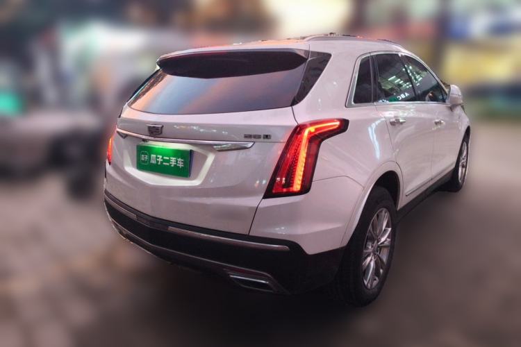 Used Cadillac XT5 2021 28T Luxury Model Rear Right 45 Deg