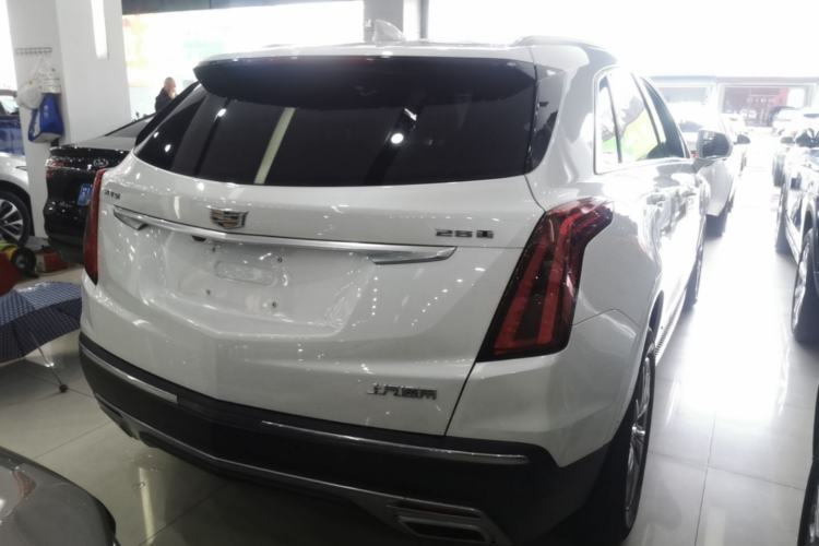 Used Cadillac XT5 2021 28T Luxury Model Rear Right 45 Deg