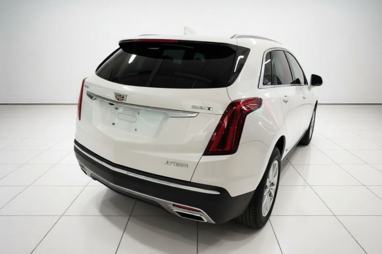 Used Cadillac XT5 2021 28T Luxury Model Rear Right 45 Deg