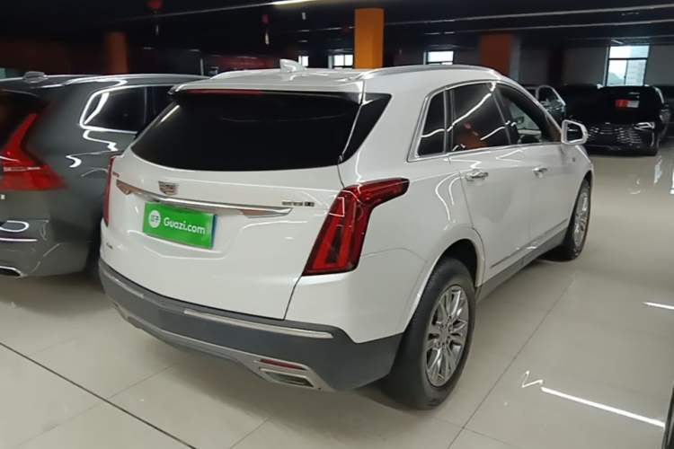 Used Cadillac XT5 2021 2.0T Four-Wheel Drive Luxury Version Rear Right 45 Deg