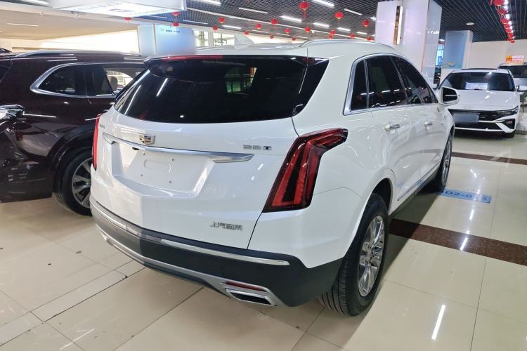Used Cadillac XT5 2021 28T Luxury Model Rear Right 45 Deg