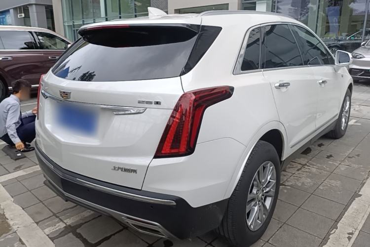 Used Cadillac XT5 2021 28T Luxury Model Rear Right 45 Deg