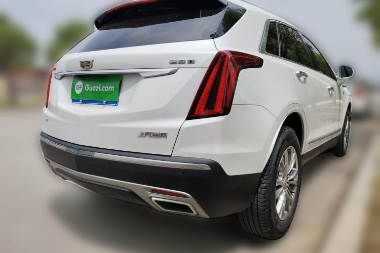 Used Cadillac XT5 2021 28T Luxury Model Rear Right 45 Deg