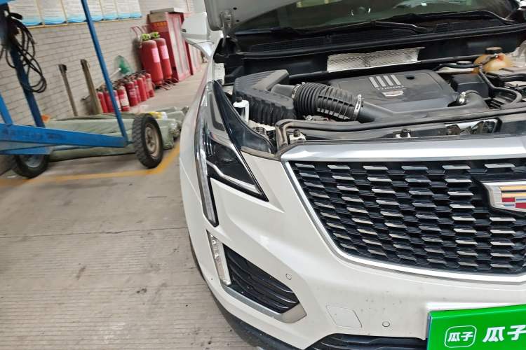 Used Cadillac XT5 2021 28T Four-Wheel Drive Luxury Version Right Front Headlight