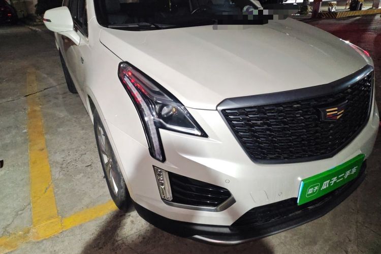 Used Cadillac XT5 2021 28T Luxury Model Right Front Headlight
