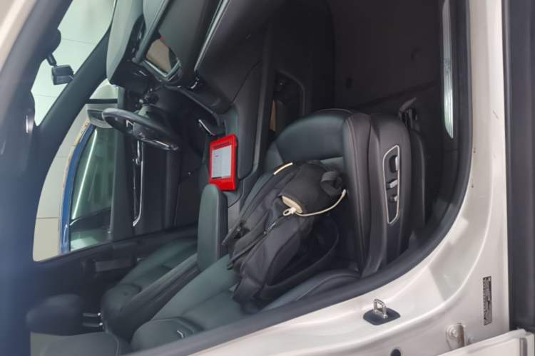 Used Cadillac XT5 2021 28T Four-Wheel Drive Luxury Version Right Front Seat