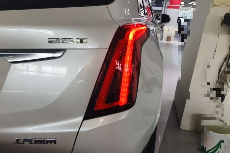 Used Cadillac XT5 2021 28T Four-Wheel Drive Luxury Version Right Rear Taillight