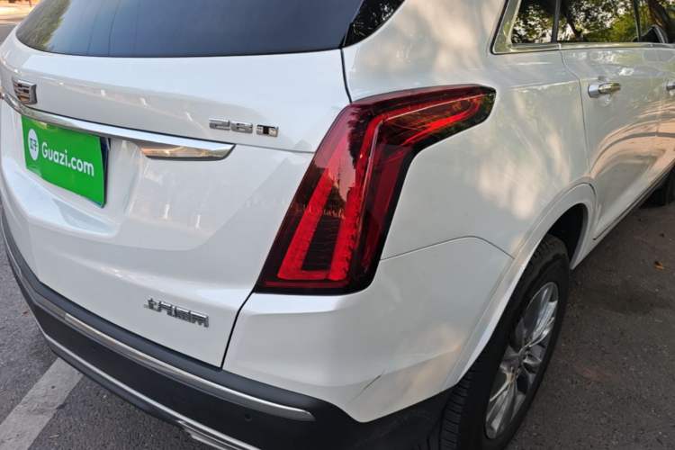 Used Cadillac XT5 2021 2.0T Four-Wheel Drive Luxury Version Right Rear Taillight