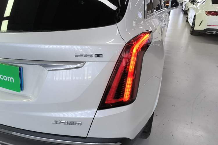 Used Cadillac XT5 2021 28T Four-Wheel Drive Luxury Version Right Rear Taillight