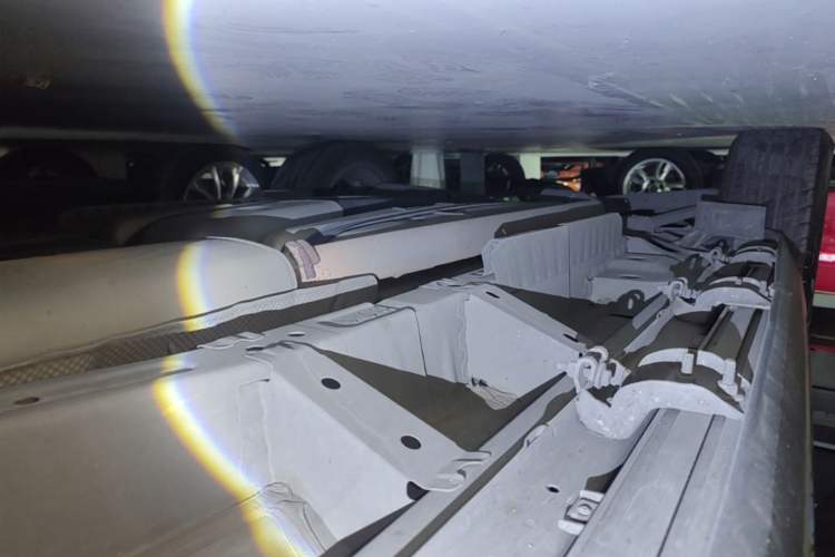 Used Cadillac XT5 2021 28T Four-Wheel Drive Leading Sport Model Right Side Sill