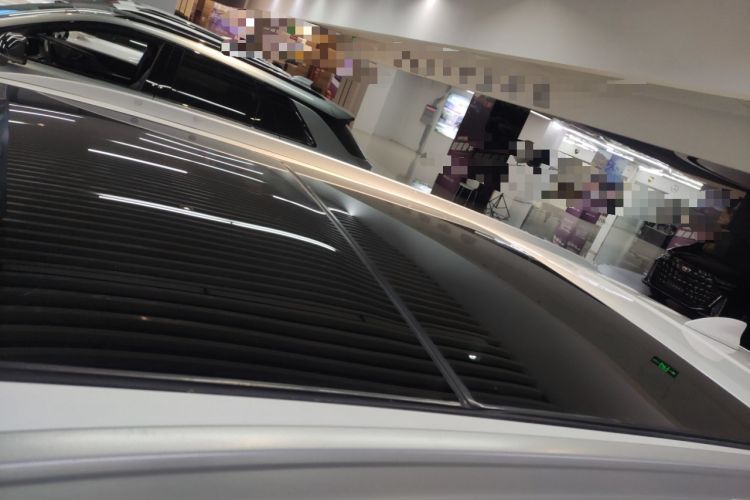 Used Cadillac XT5 2021 28T Luxury Model Roof