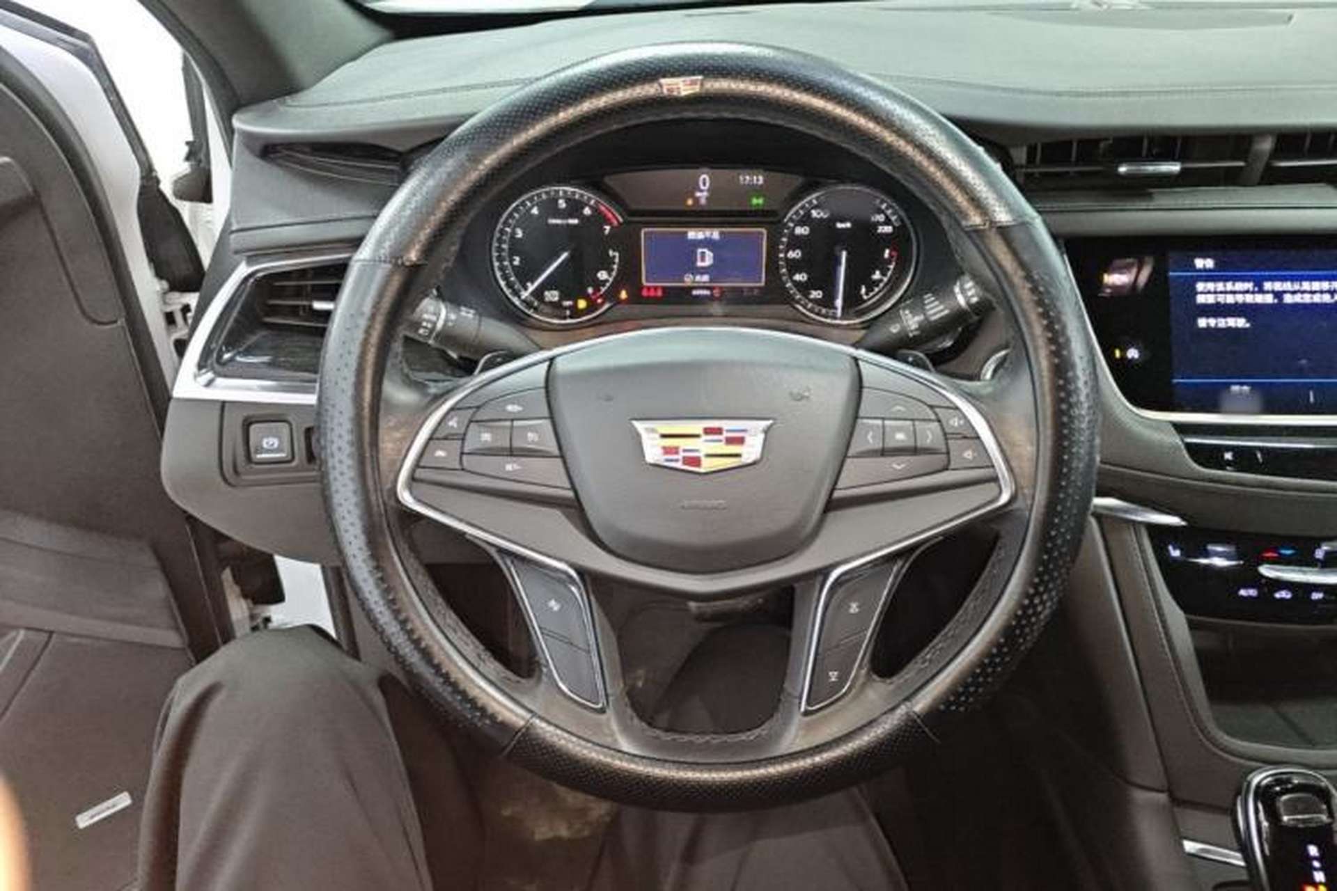 Used Cadillac XT5 2021 2.0T Two-Wheel Drive Luxury Version Steering Wheel