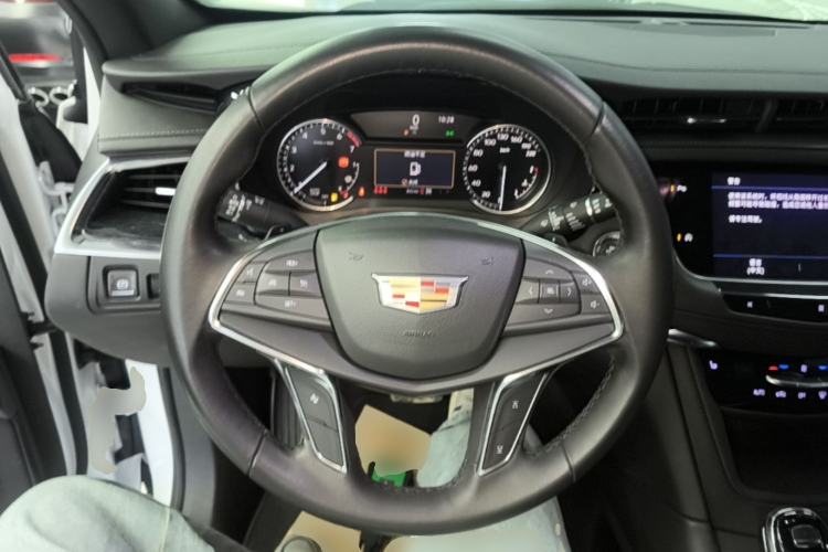 Used Cadillac XT5 2021 28T Four-Wheel Drive Luxury Version Steering Wheel