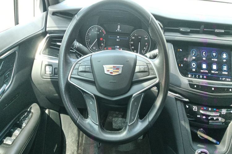 Used Cadillac XT5 2021 2.0T Four-Wheel Drive Luxury Version Steering Wheel