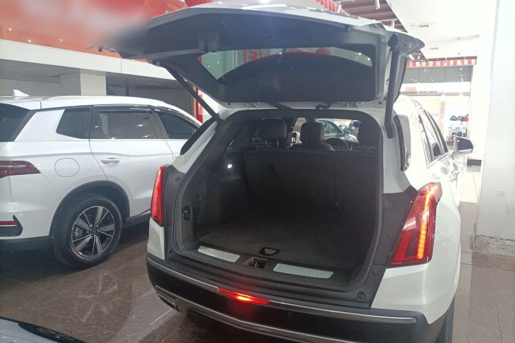 Used Cadillac XT5 2021 2.0T Two-Wheel Drive Luxury Version Trunk