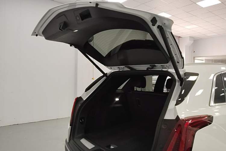 Used Cadillac XT5 2021 2.0T Two-Wheel Drive Luxury Version Trunk