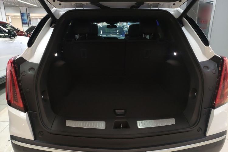 Used Cadillac XT5 2021 2.0T Two-Wheel Drive Luxury Version Trunk