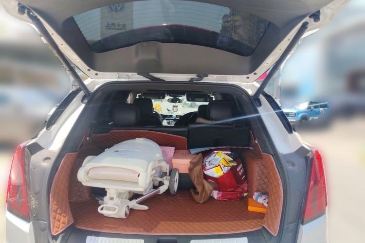 Used Cadillac XT5 2021 2.0T Two-Wheel Drive Luxury Version Trunk