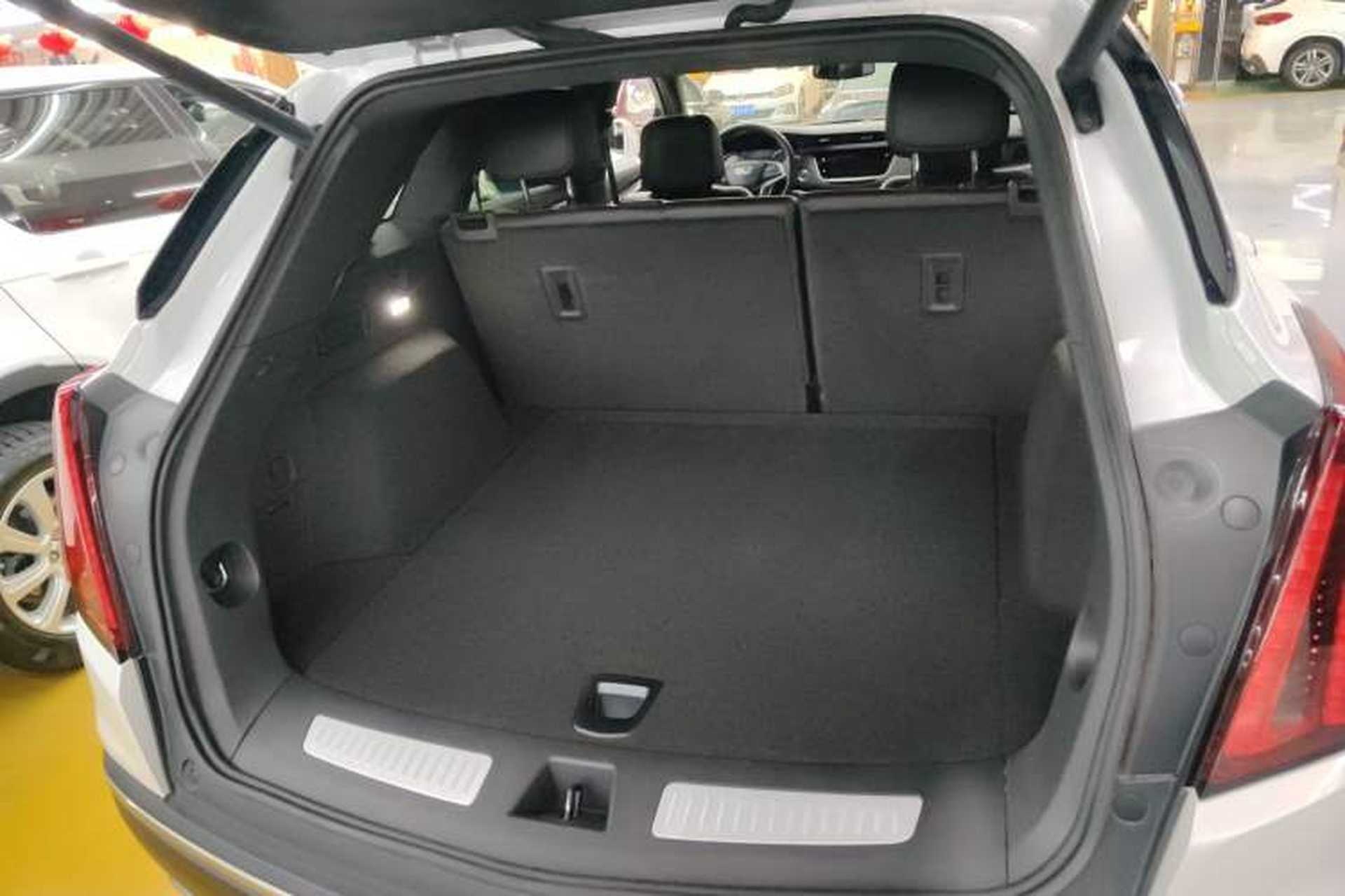 Used Cadillac XT5 2021 2.0T Two-Wheel Drive Luxury Version Trunk