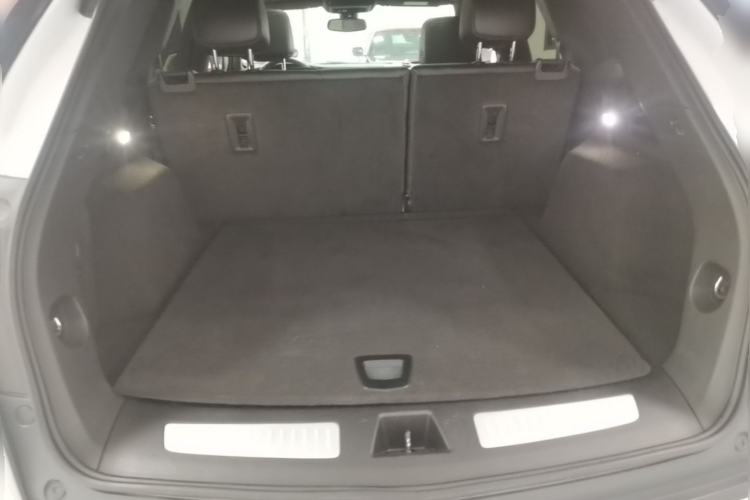 Used Cadillac XT5 2021 2.0T Two-Wheel Drive Luxury Version Trunk