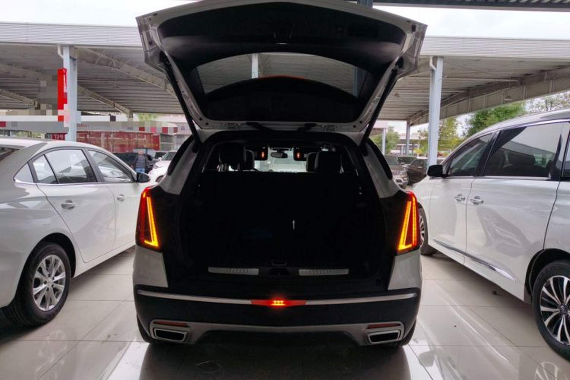 Used Cadillac XT5 2021 2.0T Two-Wheel Drive Luxury Version Trunk