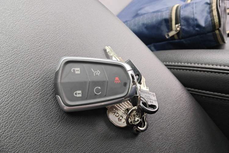 Used Cadillac XT5 2021 28T Luxury Model Vehicle Key