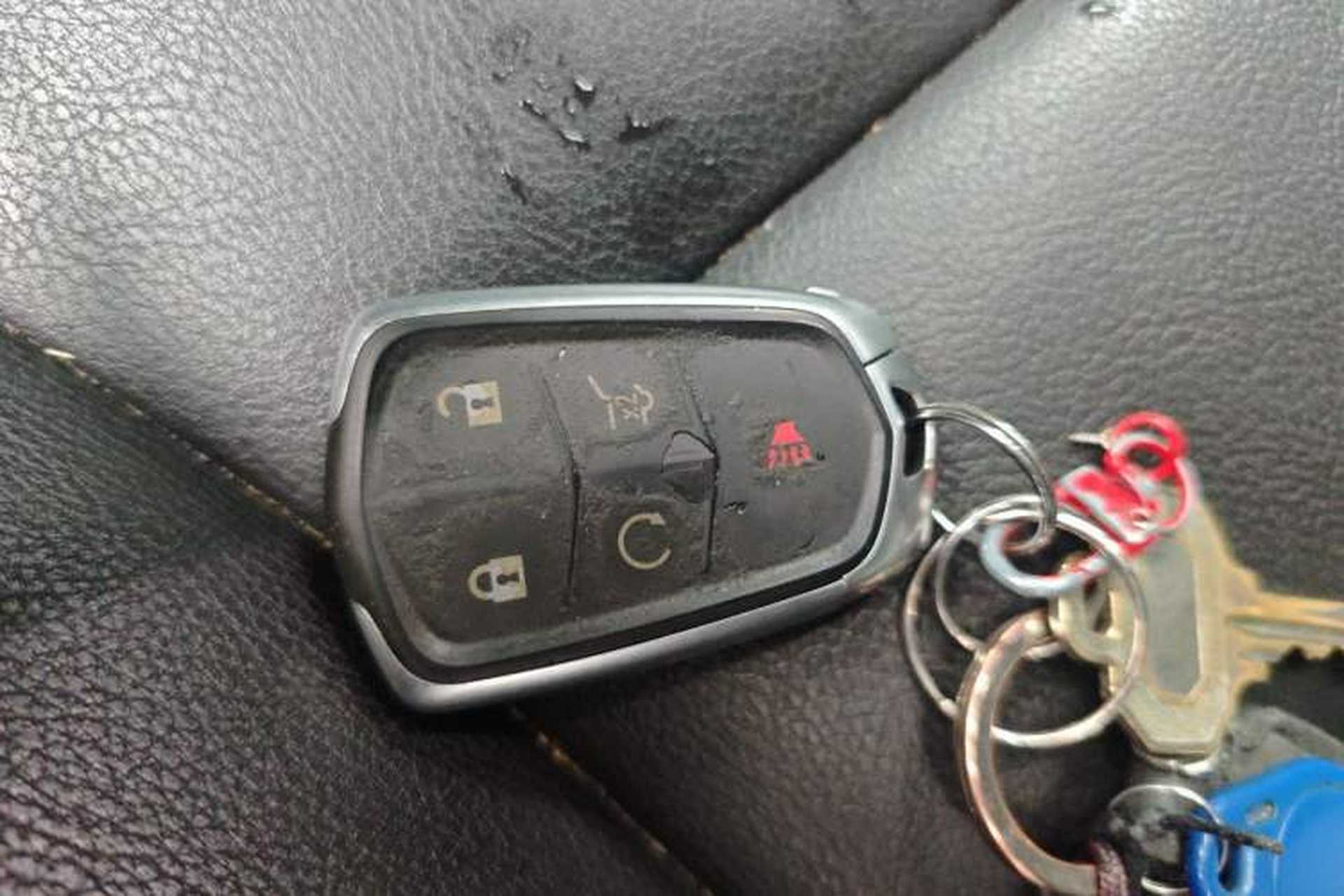 Used Cadillac XT5 2021 2.0T Two-Wheel Drive Luxury Version Vehicle Key