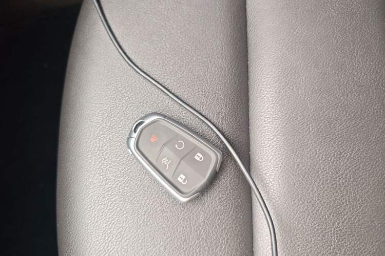Used Cadillac XT5 2021 28T Luxury Model Vehicle Key