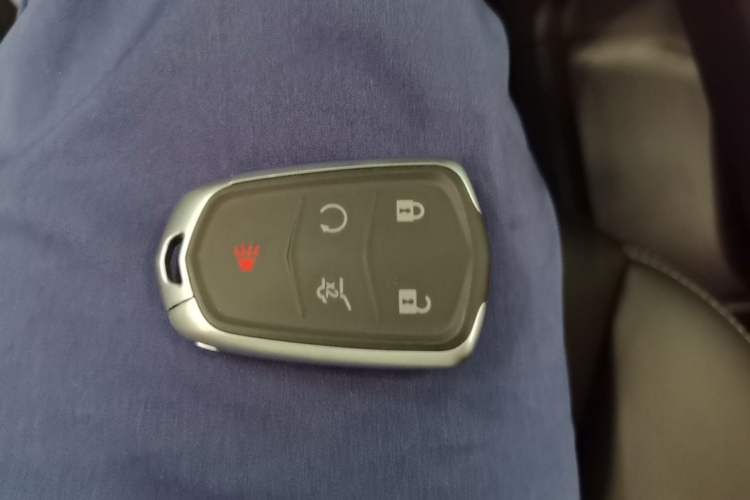 Used Cadillac XT5 2021 2.0T Two-Wheel Drive Luxury Version Vehicle Key