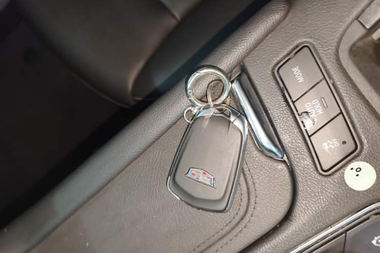 Used Cadillac XT5 2021 28T Four-Wheel Drive Luxury Version Vehicle Key