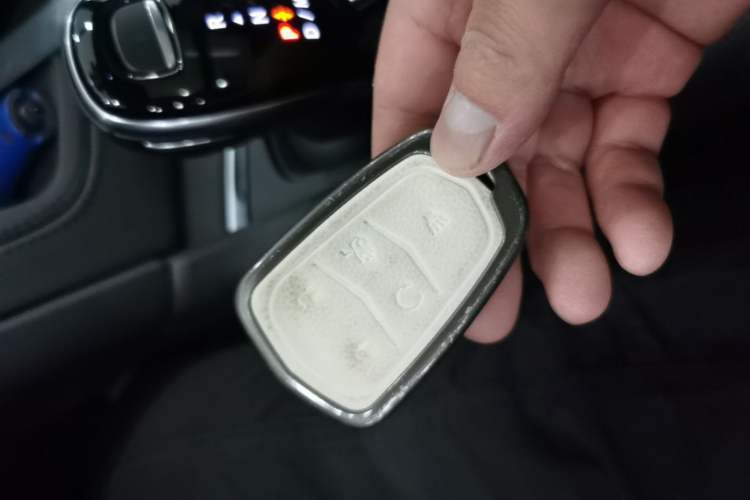 Used Cadillac XT5 2021 28T Luxury Model Vehicle Key