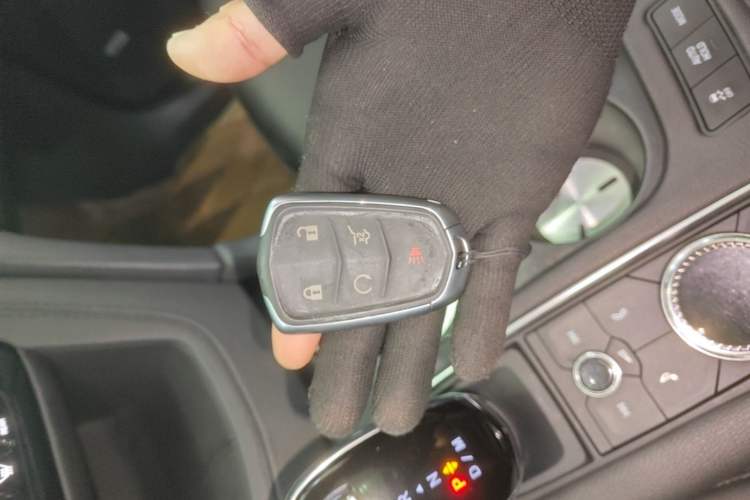 Used Cadillac XT5 2021 28T Luxury Model Vehicle Key