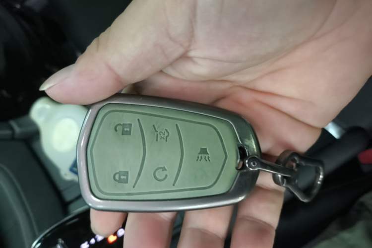 Used Cadillac XT5 2021 28T Luxury Model Vehicle Key