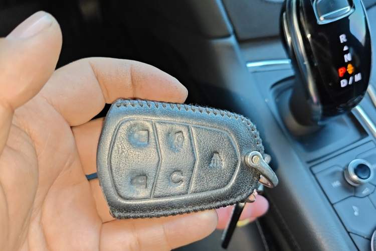 Used Cadillac XT5 2021 2.0T Two-Wheel Drive Luxury Version Vehicle Key