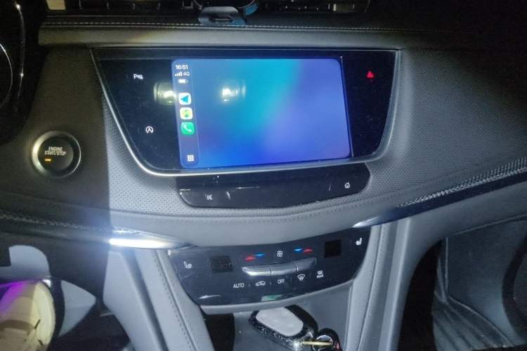Used Cadillac XT5 2022 2.0T Four-Wheel Drive Luxury Version (Hummingbird Edition) Audio And AC Panel