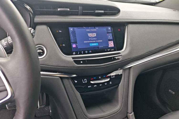 Used Cadillac XT5 2022 2.0T Four-Wheel Drive Luxury Version (Hummingbird Edition) Audio And AC Panel
