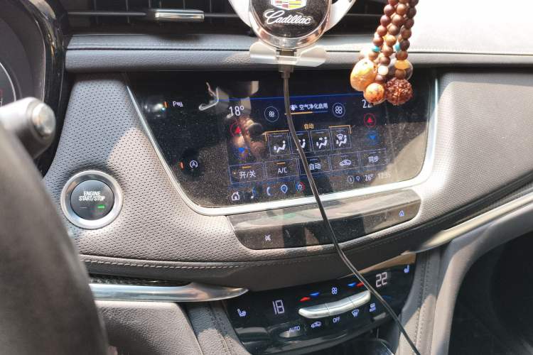 Used Cadillac XT5 2022 2.0T Four-Wheel Drive Luxury Version (Hummingbird Edition) Audio And AC Panel