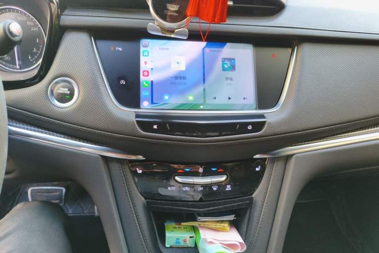 Used Cadillac XT5 2022 2.0T Four-Wheel Drive Luxury Version (Hummingbird Edition) Audio And AC Panel