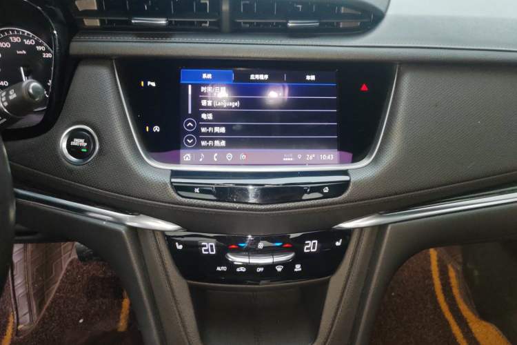 Used Cadillac XT5 2022 2.0T Two-Wheel Drive Luxury Version Audio And AC Panel