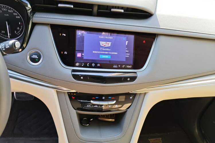 Used Cadillac XT5 2022 2.0T Four-Wheel Drive Luxury Version (Hummingbird Edition) Audio And AC Panel