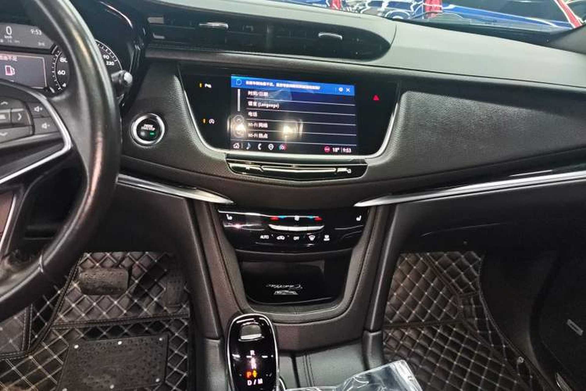Used Cadillac XT5 2022 2.0T Two-Wheel Drive Luxury Version Audio And AC Panel