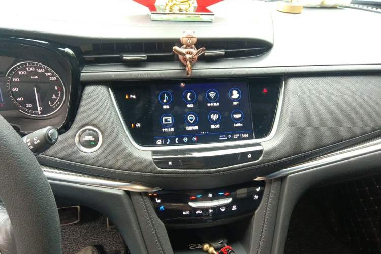 Used Cadillac XT5 2022 2.0T Four-Wheel Drive Premium Edition Audio And AC Panel