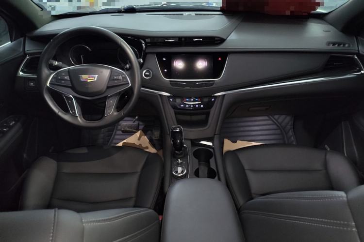 Used Cadillac XT5 2022 2.0T Two-Wheel Drive Luxury Version Center Console
