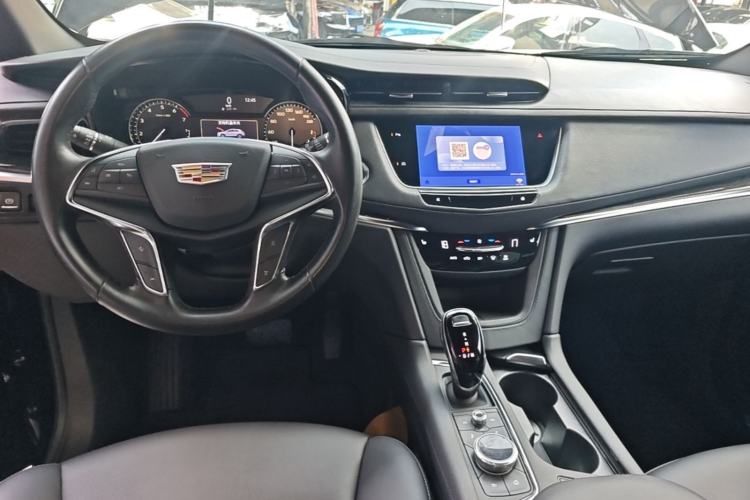 Used Cadillac XT5 2022 2.0T Four-Wheel Drive Luxury Version Center Console