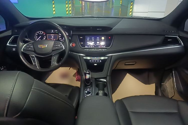 Used Cadillac XT5 2022 2.0T Four-Wheel Drive Luxury Version Center Console