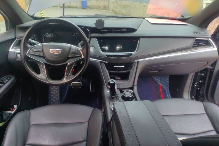 Used Cadillac XT5 2022 2.0T Four-Wheel Drive Luxury Version (Hummingbird Edition) Center Console