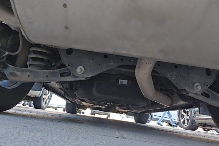 Used Cadillac XT5 2022 2.0T Two-Wheel Drive Luxury Version Chassis Rear