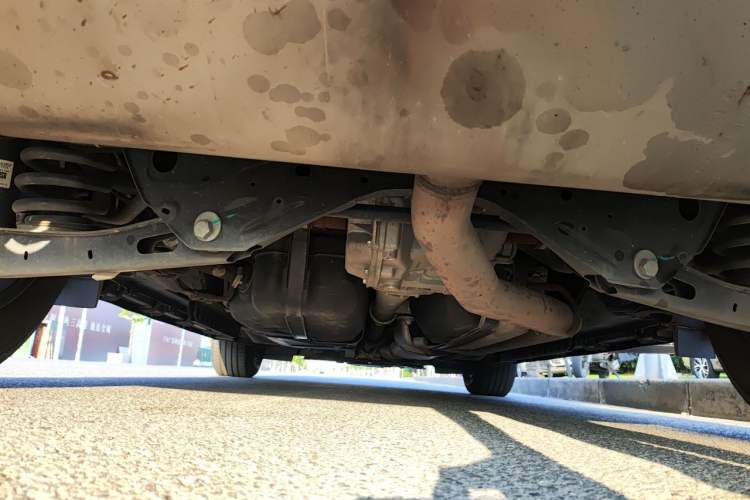 Used Cadillac XT5 2022 2.0T Four-Wheel Drive Luxury Version Chassis Rear